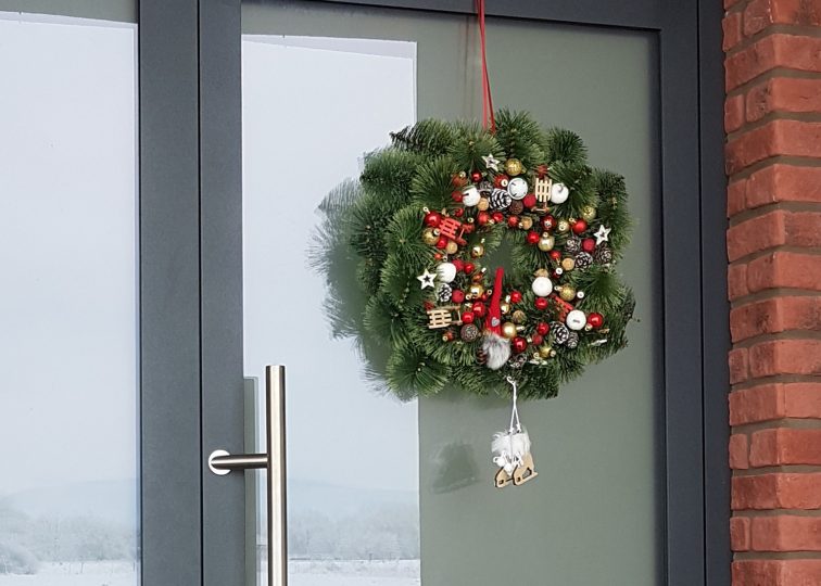 Nejkrásnější vánoční výzdoba před vchodové dveře