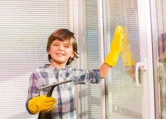 Jak na mytí oken bez šmouh? Jednoduše.
