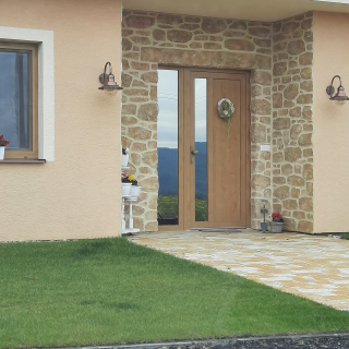 Reference Nováky Reference Nováky