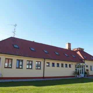 Reference Senica Reference Senica