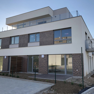 Reference Nitra - Párovská Reference Nitra - Párovská