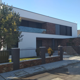 Reference Nováky Reference Nováky