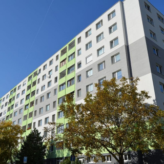 Reference Nováky Reference Nováky