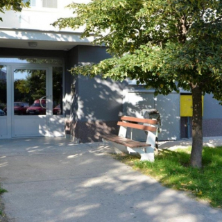 Reference Nováky Reference Nováky