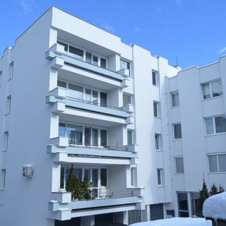 Reference Nováky Reference Nováky