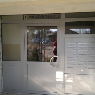 Reference Nováky Reference Nováky