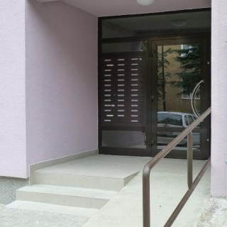 Reference Nováky Reference Nováky