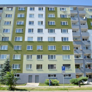 Reference Nováky Reference Nováky