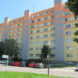 Reference Nováky Reference Nováky